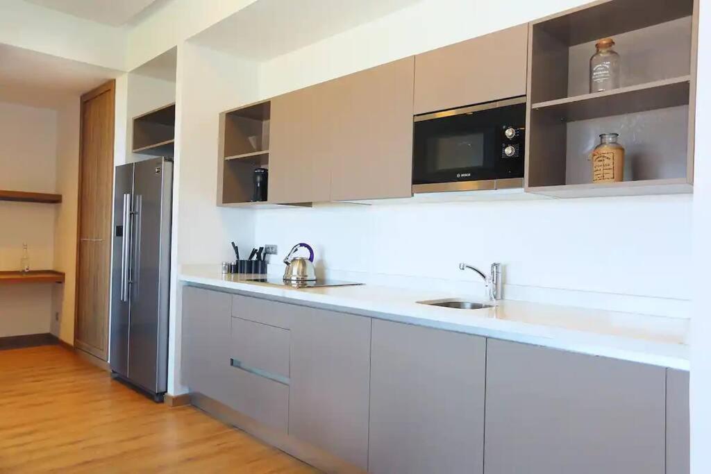 Luxury Apartment At Corniche , Seaview Close Beach Casablanca Exterior foto